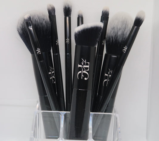 Makeup brushes